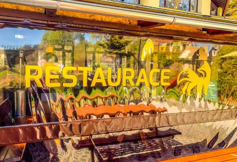 ユースホステル Penzion U Lišáka