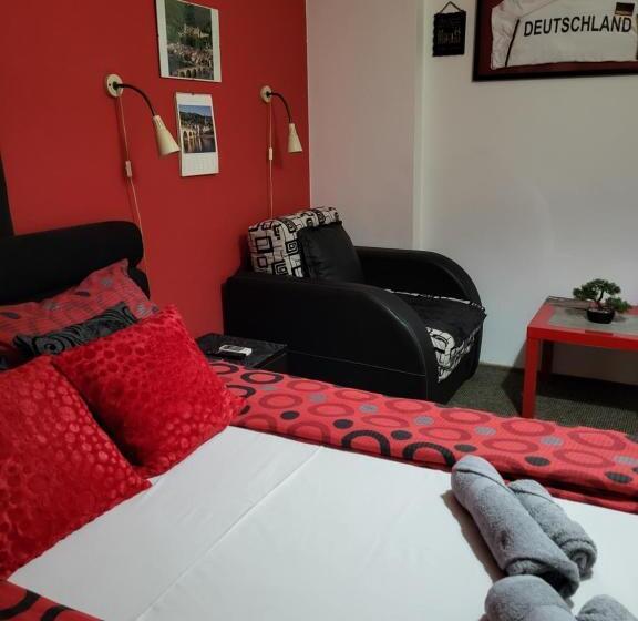 هاستل Vila Mala Evropa