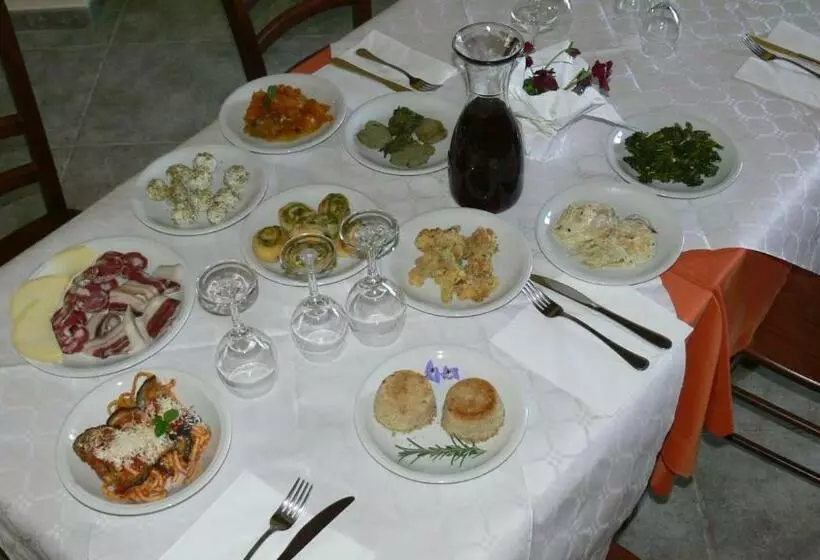 ホテル Agriturismo Serre