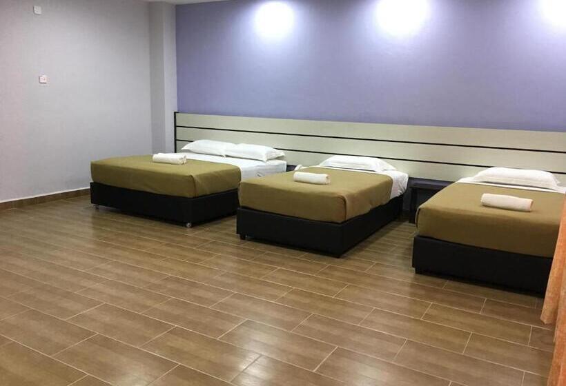 בית מלון כפרי Grand Business