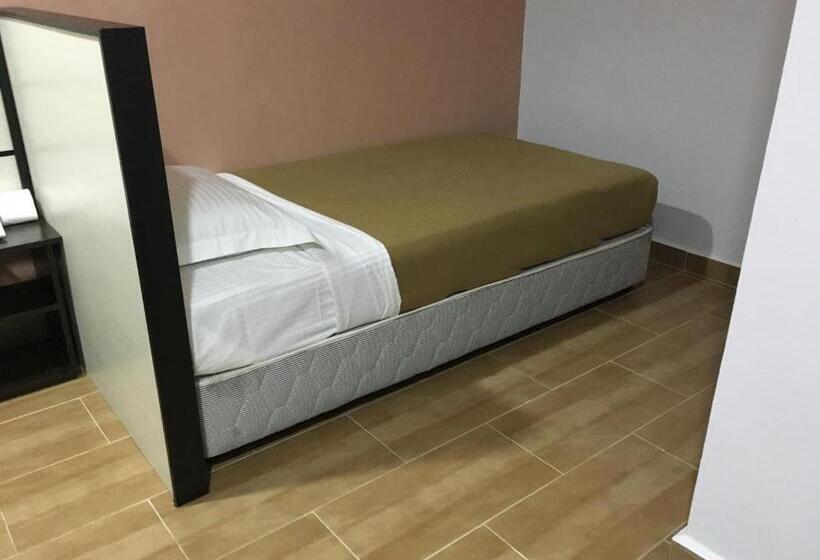 בית מלון כפרי Grand Business