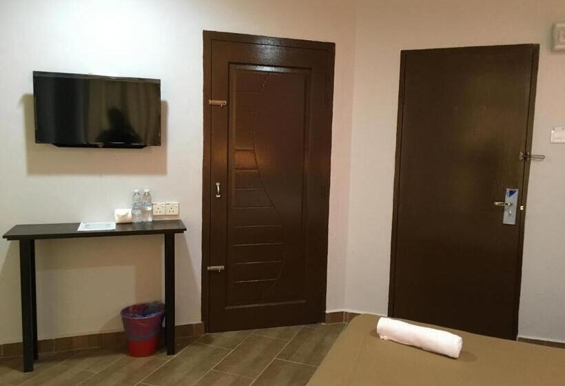 בית מלון כפרי Grand Business