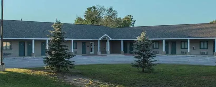 Motelli The Kingsley Suites