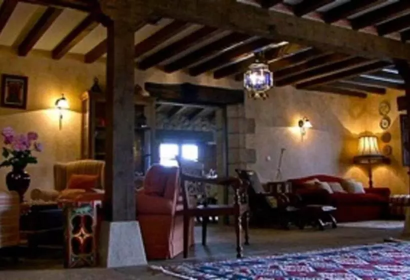 پانسیون Posada Rural Valoria
