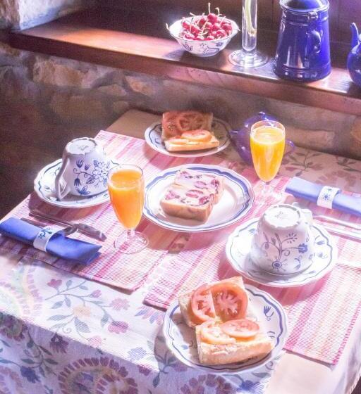 ペンション Posada Rural Valoria