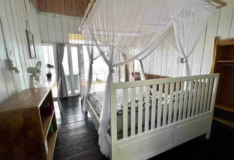 Majatalo Sanctum Una Una Eco Dive Resort