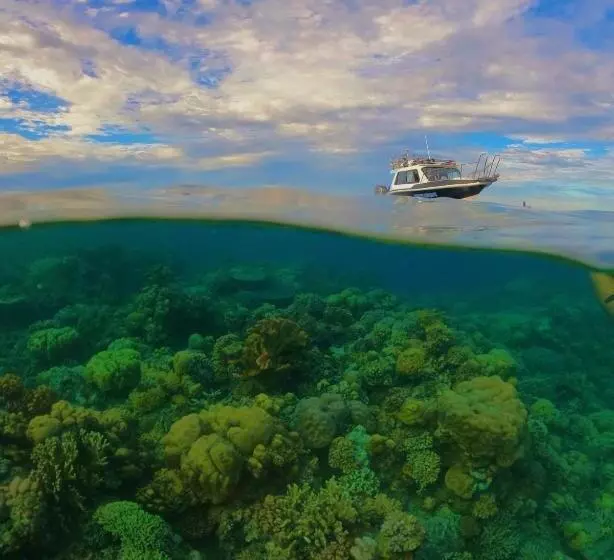 Majatalo Sanctum Una Una Eco Dive Resort