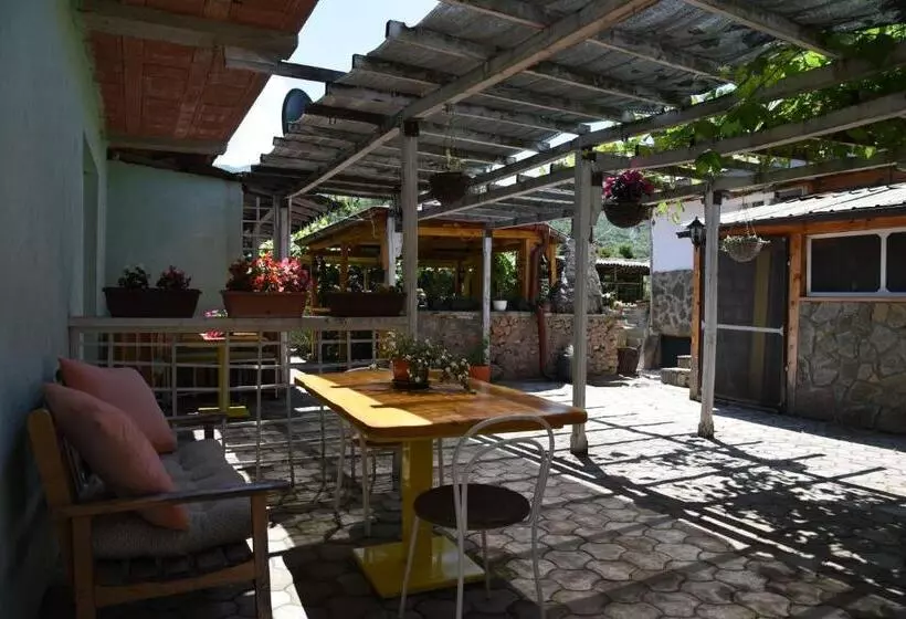 پانسیون Villa In Apartments