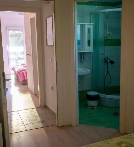 پانسیون Villa In Apartments