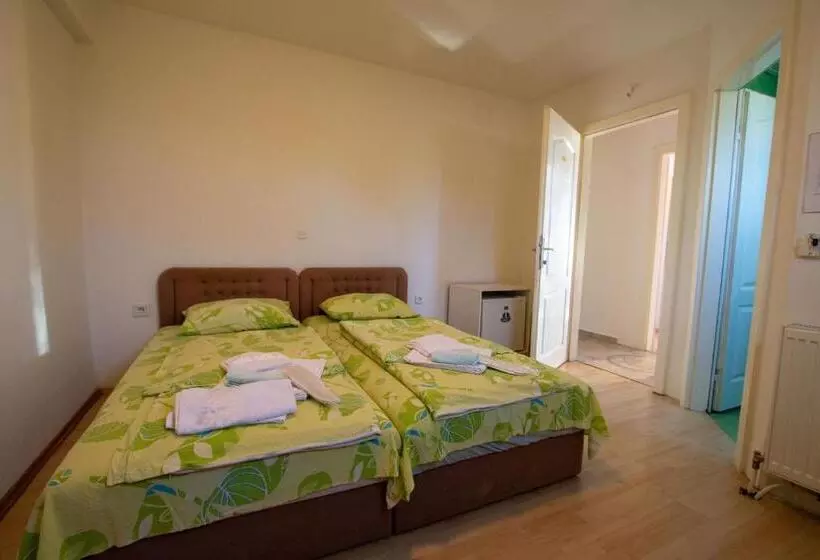 پانسیون Villa In Apartments