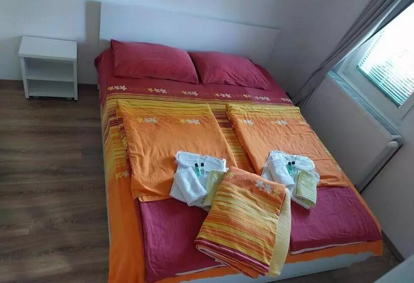 پانسیون Villa In Apartments