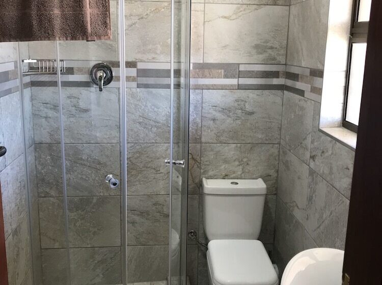 膳宿费 De Pecan Valley