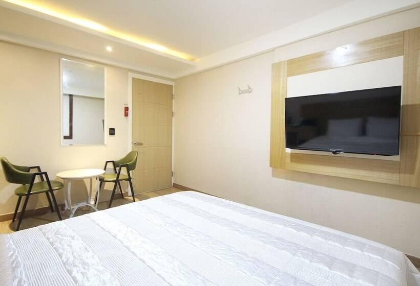 Yeosu One Self Check In Motel