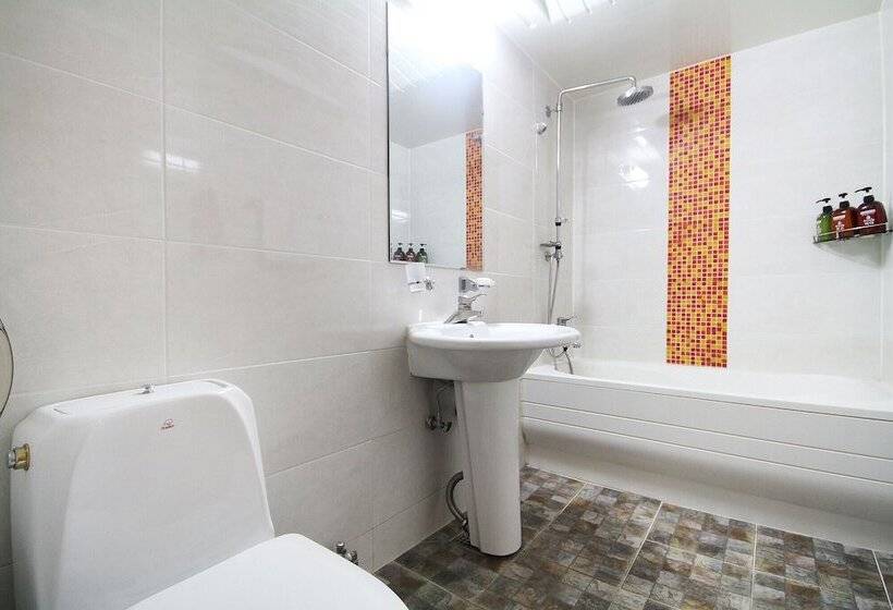 Yeosu One Self Check In Motel