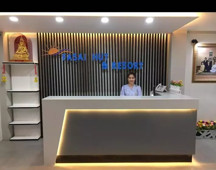 Fasai Hut And Resort