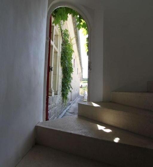 Bed and Breakfast Le Prieure De Buffon