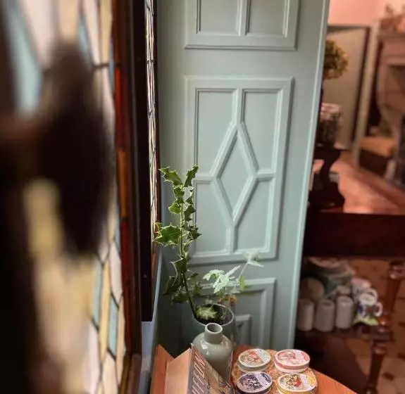 Aamiaismajoitus (B&B) Le Prieure De Buffon