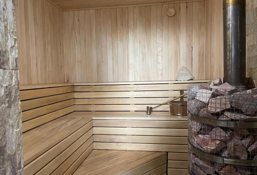 ホテル Avalon котедж на озері