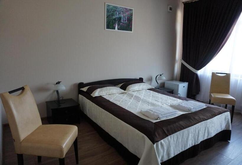 Отель Central Park