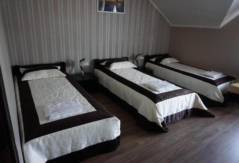 Отель Central Park