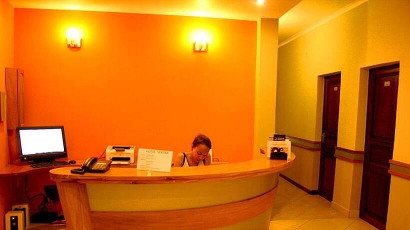 هتل Hôtel Serena