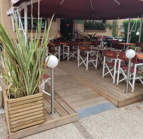 فندق Je Résilie Mon Contrat Avec Booking Car J Ai Vendu Mon Etablisement J Ai Pas Pu Avoir Une Personne A