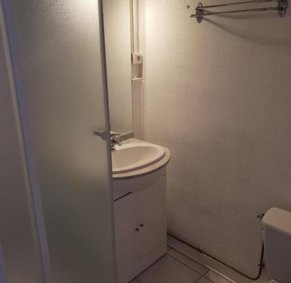 فندق Je Résilie Mon Contrat Avec Booking Car J Ai Vendu Mon Etablisement J Ai Pas Pu Avoir Une Personne A