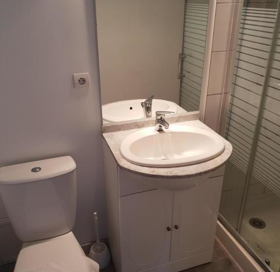 فندق Je Résilie Mon Contrat Avec Booking Car J Ai Vendu Mon Etablisement J Ai Pas Pu Avoir Une Personne A