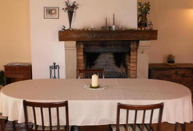 酒店 Ový A Jezdecký Areál Dvůr Krutěnice