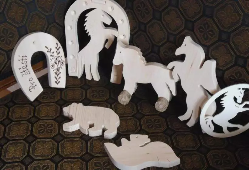 ホテル Ový A Jezdecký Areál Dvůr Krutěnice