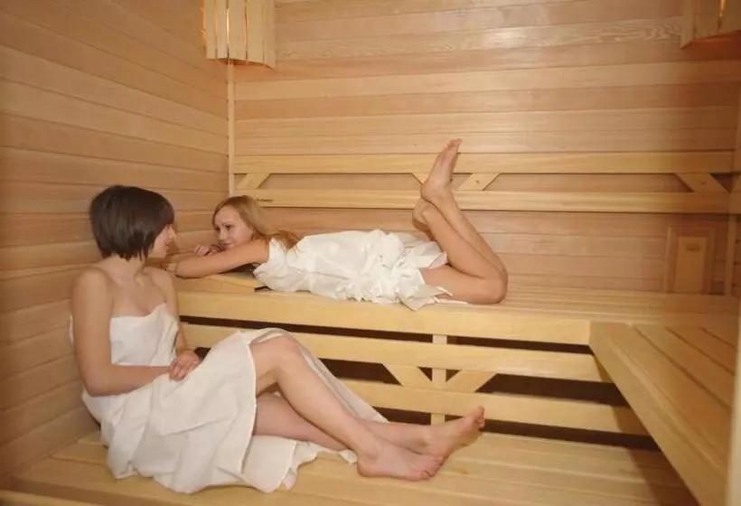 ホテル Ový A Jezdecký Areál Dvůr Krutěnice