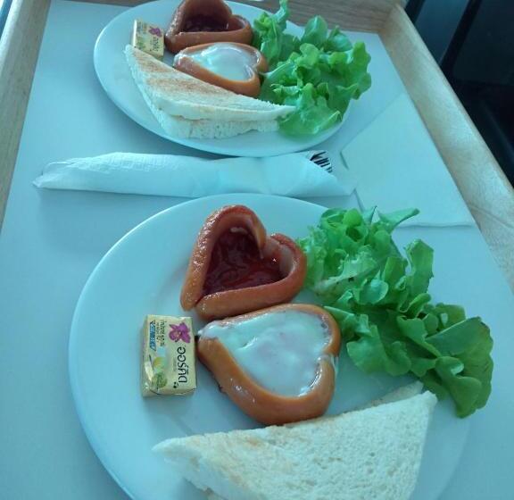 酒店 The White Garden Premier Saraburi