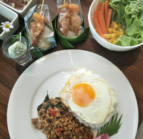 酒店 The White Garden Premier Saraburi