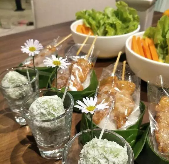 Hotelli The White Garden Premier Saraburi