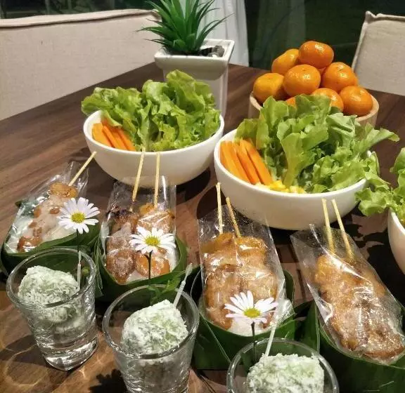 Hotelli The White Garden Premier Saraburi