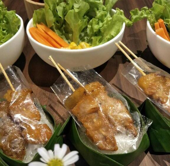 酒店 The White Garden Premier Saraburi