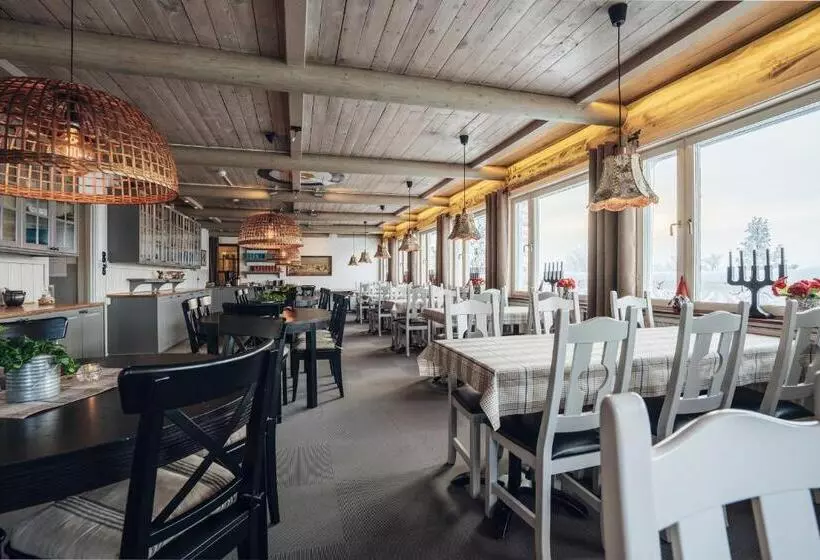 Lövåsgårdens Fjällhotell