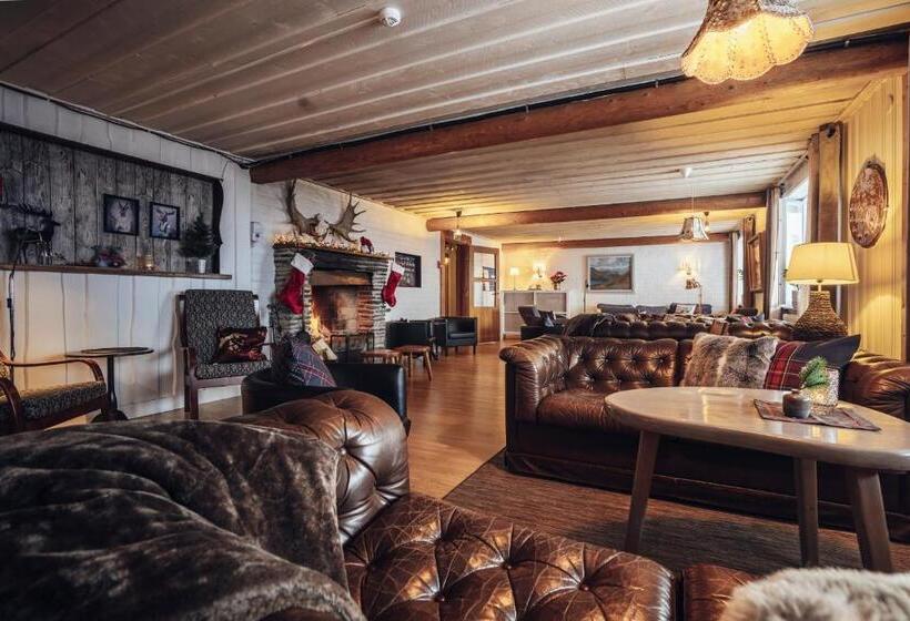 Lövåsgårdens Fjällhotell