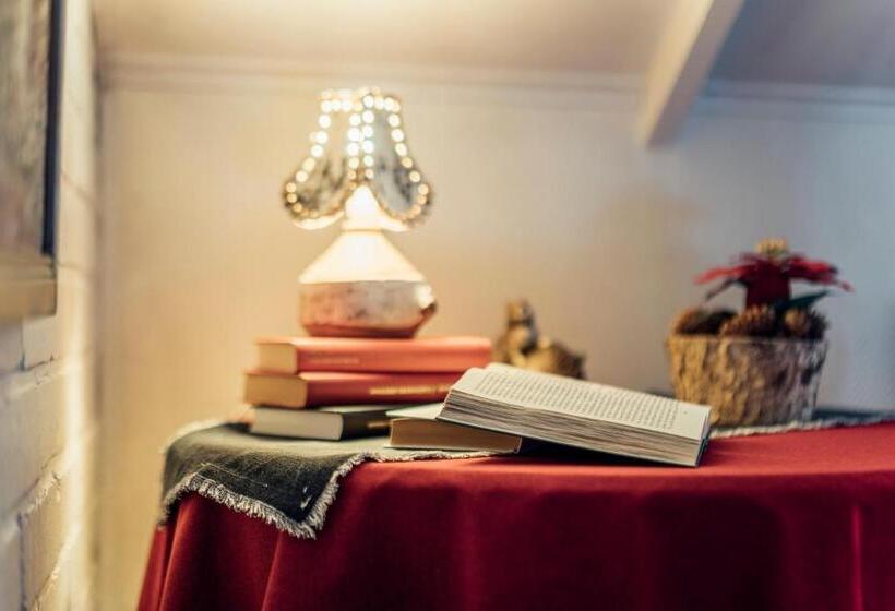 Lövåsgårdens Fjällhotell