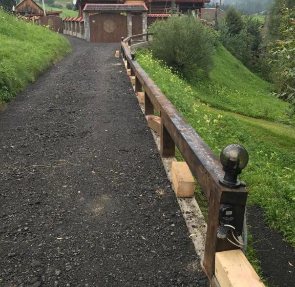 بنسيون карпатське сонце