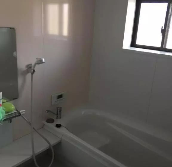 Majatalo Guesthouse Mame庵