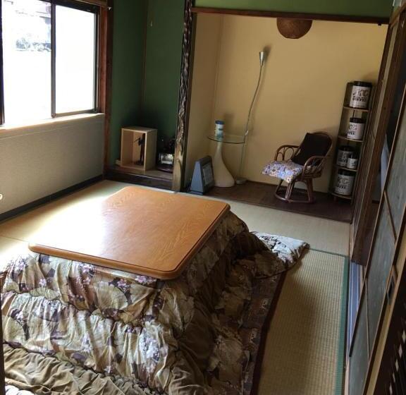 Majatalo Guesthouse Mame庵