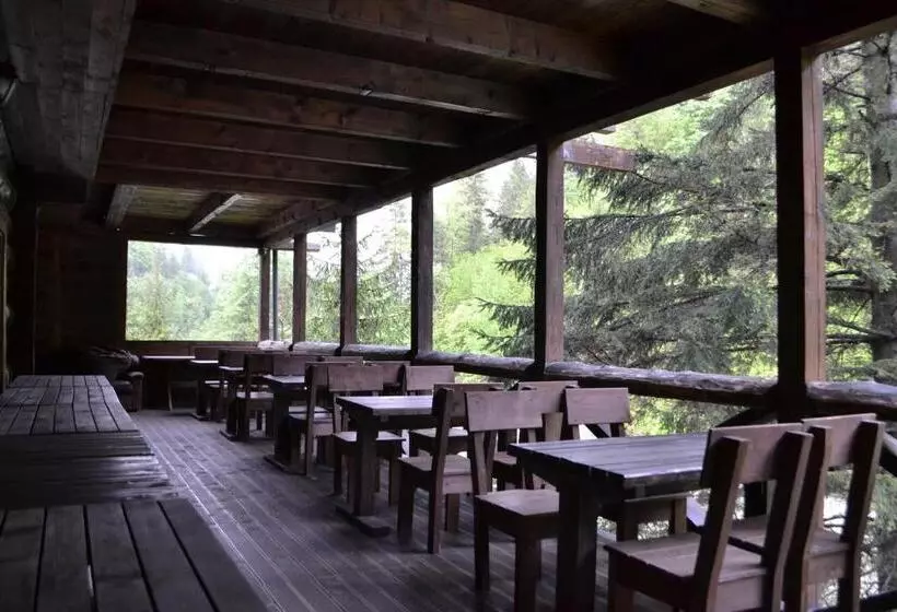 Majatalo 4 Mountains