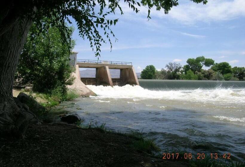 بنسيون Casita At St Francis Hatch Nm