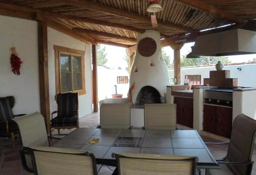 ペンション Casita At St Francis Hatch Nm