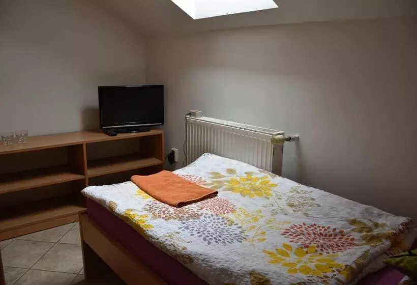 Majatalo Penzion Bar Sandra