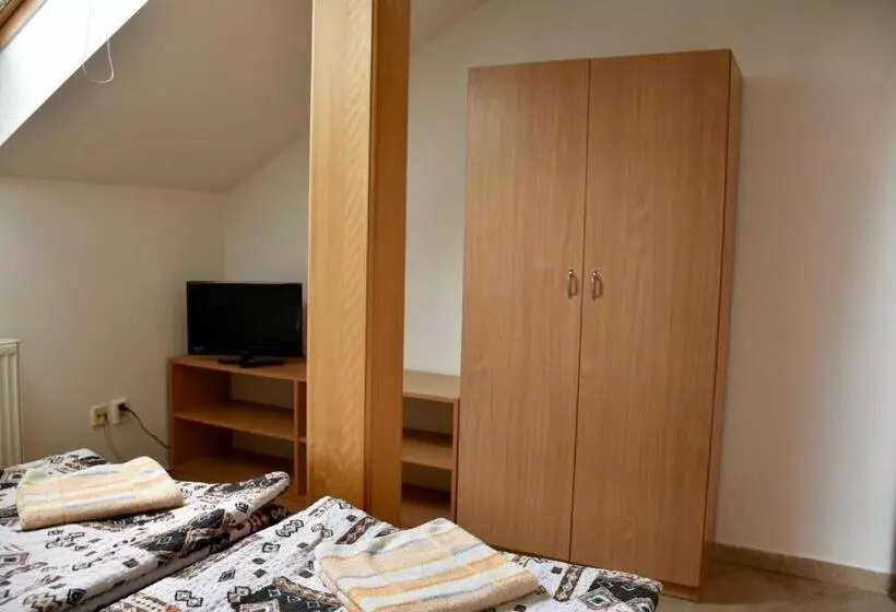 Majatalo Penzion Bar Sandra