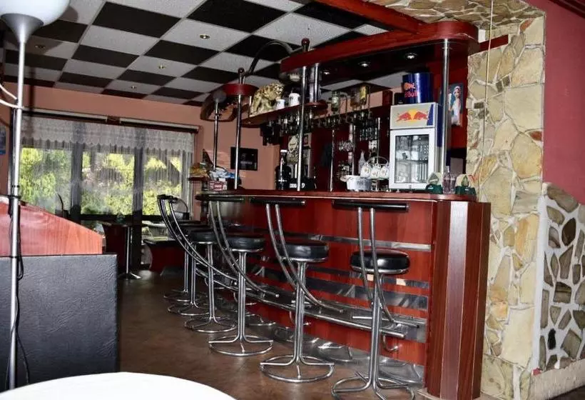 Majatalo Penzion Bar Sandra