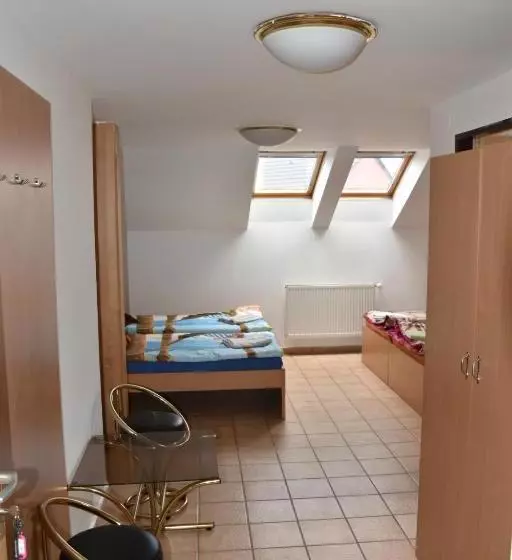 Majatalo Penzion Bar Sandra