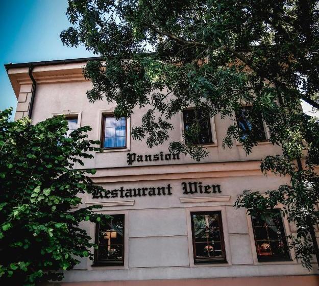 ペンション Restaurant Pansion Wien